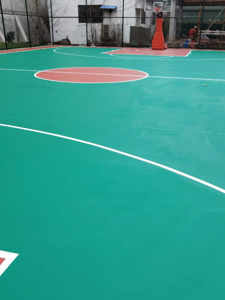 漯河 球场长期使用易出现地面开裂